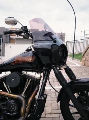 HARLEY-DAVIDSON DYNA SUPER GLIDE CUSTOM HARLEY-DAVIDSON DYNA SUPER GLIDE CUSTOM